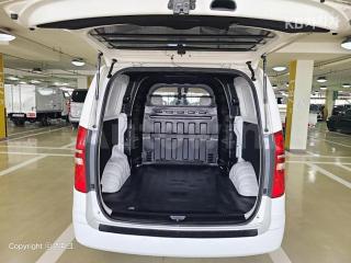 2018 HYUNDAI GRAND STAREX H-1 5 SEATS VAN CVX SMART - 19