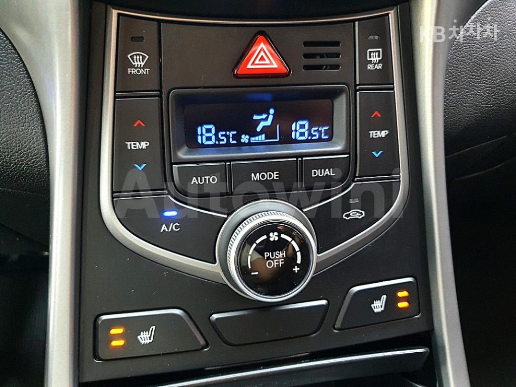 2015 HYUNDAI  AVANTE ELANTRA 1.6 GDI MORDERN BASIC - 14