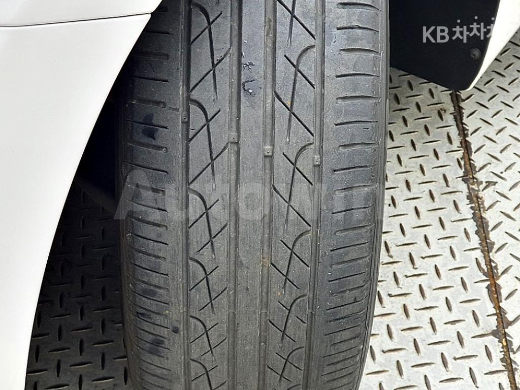 2015 HYUNDAI  AVANTE ELANTRA 1.6 GDI MORDERN BASIC - 17