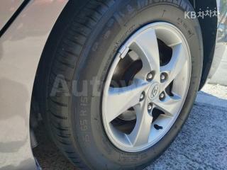2013 HYUNDAI AVANTE MD ELANTRA M16 GDI SMART - 12