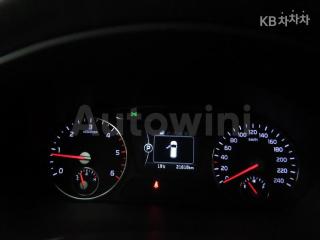 2015 KIA  SORENTO DIESEL 2.0 2WD PRESTIGE - 9