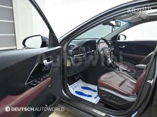 2020 KIA  NIRO 1.6 HEV NOBLESSE SPECIAL - 11