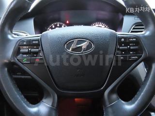 2015 HYUNDAI LF SONATA 2.0 PREMIUM BASIC - 17