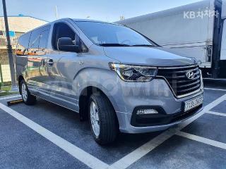KMJWA37KDJU989879 2018 HYUNDAI  GRAND STAREX 웨건 12 SEATS 4WD SMART-2
