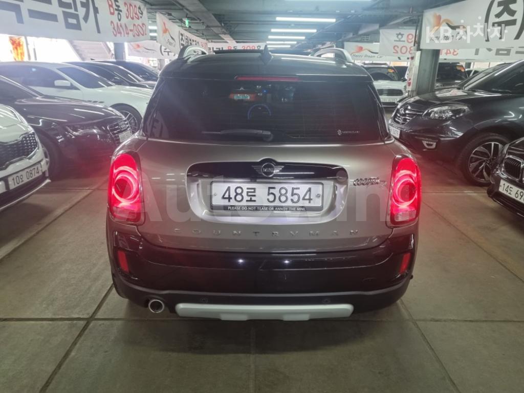 WMWYY5109J3G73876 2018 MINI COOPER COUNTRYMAN 2.0 COOPER D ALL4 BASIC-2
