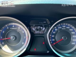 KMHDG41DBFU217453 2015 HYUNDAI  AVANTE ELANTRA 1.6 GDI SMART BASIC-5