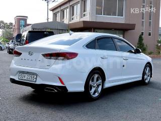 KMHE241CBKA545789 2019 HYUNDAI SONATA RISE 2.0 SMART-3