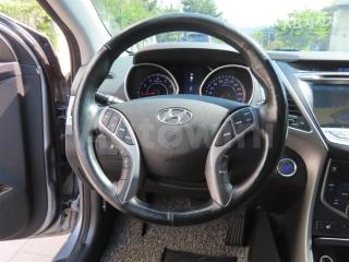 2015 HYUNDAI  AVANTE ELANTRA 1.6 GDI MORDERN BASIC - 9