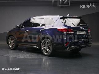 KMHSR81XDHU257105 2017 HYUNDAI  MAXCRUZ DIESEL(E-VGT)R2.2 4WD 파이니스트 EDITION 6 SEATS-1