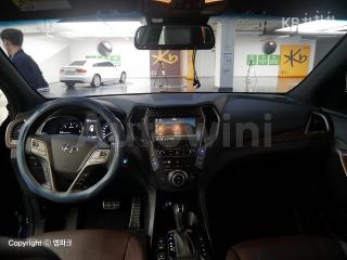 KMHSR81XDHU257105 2017 HYUNDAI  MAXCRUZ DIESEL(E-VGT)R2.2 4WD 파이니스트 EDITION 6 SEATS-5