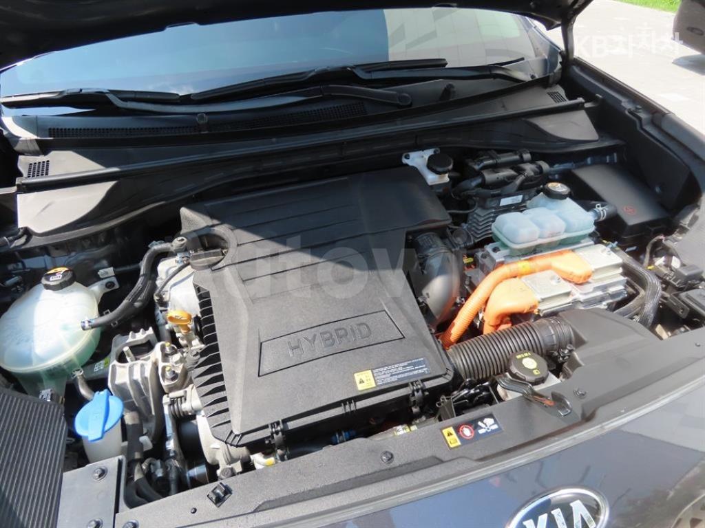 KNACE81CGLA294151 2020 KIA  NIRO 1.6 HEV NOBLESSE SPECIAL-4