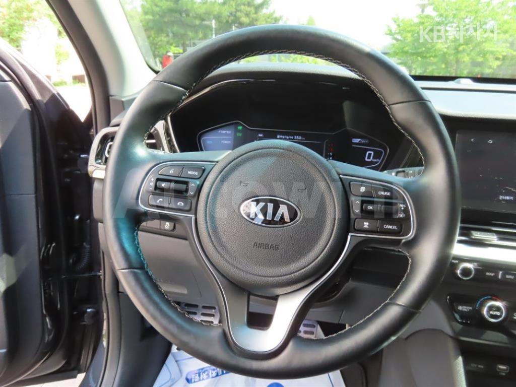 2020 KIA  NIRO 1.6 HEV NOBLESSE SPECIAL - 9