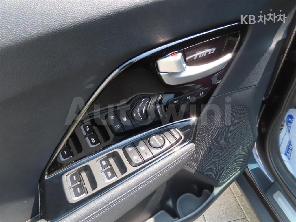 2020 KIA  NIRO 1.6 HEV NOBLESSE SPECIAL - 10