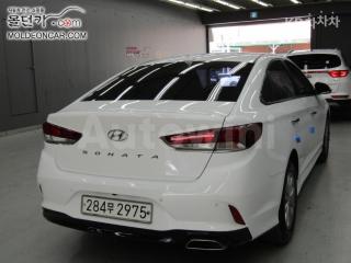 KMHE341DBKA511942 2019 HYUNDAI SONATA RISE 2.0 LPI 렌터카 STYLE-2