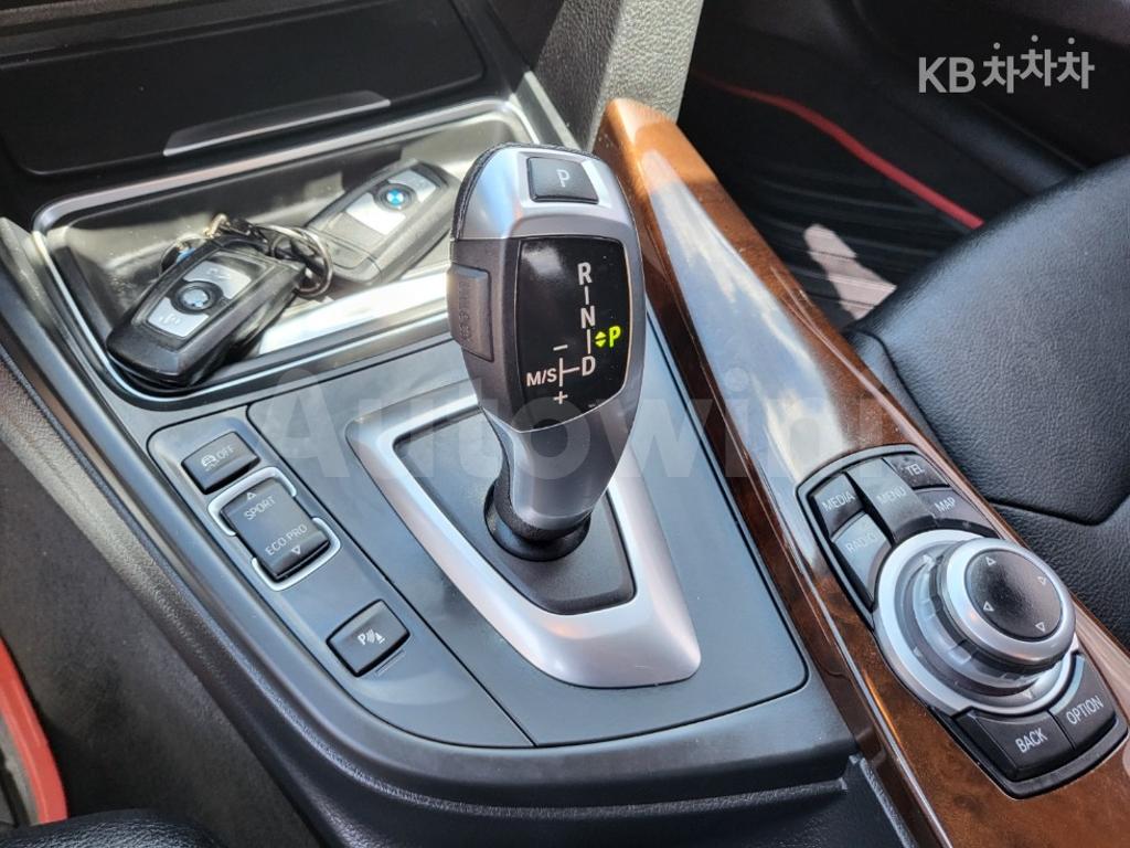 2012 BMW 3 SERIES 320D F30(12~) - 15