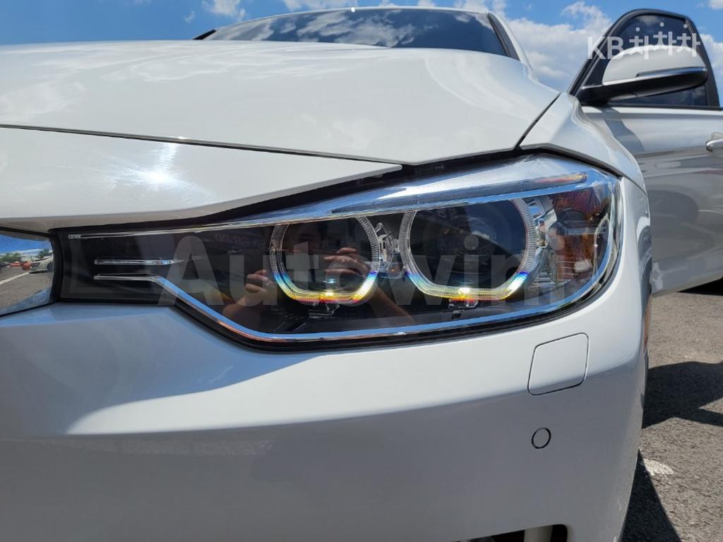 2012 BMW 3 SERIES 320D F30(12~) - 24