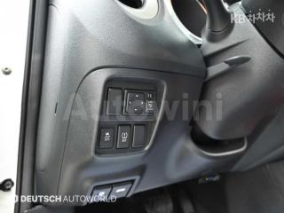 2016 NISSAN JUKE 1.6 SV - 17
