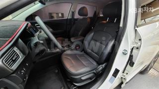 2017 KIA NIRO 1.6 LUXURY - 11