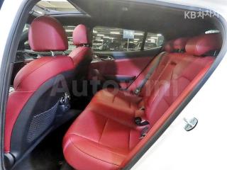 2020 KIA STINGER 2.0 TURBO 4WD PLATINUM - 7