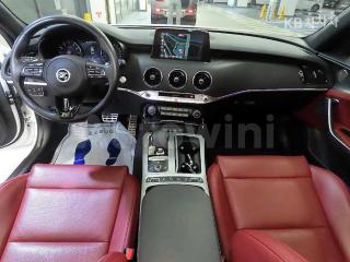 2020 KIA STINGER 2.0 TURBO 4WD PLATINUM - 10