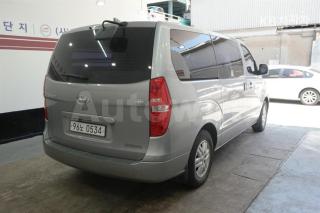 KMFWBX7KBHU910426 2017 HYUNDAI GRAND STAREX H-1 5 SEATS VAN SMART-1