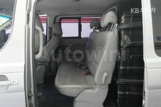 KMFWBX7KBHU910426 2017 HYUNDAI GRAND STAREX H-1 5 SEATS VAN SMART-4