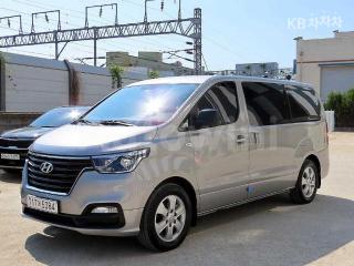 KMJWA37KBKU025559 2019 HYUNDAI  GRAND STAREX 웨건 11 SEATS SMART-1