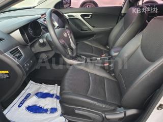 2015 HYUNDAI  AVANTE ELANTRA 1.6 GDI SMART BASIC - 10