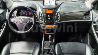 2015 SSANGYONG  KORANDO C 2.0 EXTREME 2WD - 8