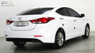 KMHDG41UBFU209470 2015 HYUNDAI  AVANTE ELANTRA 1.6 VGT MORDERN BASIC-2