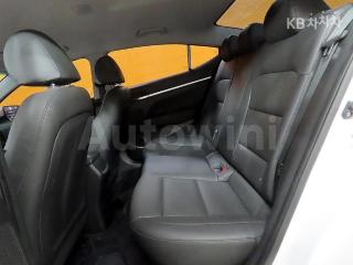 2020 HYUNDAI  AVANTE ELANTRA 1.6 VGT SMART BASIC - 16