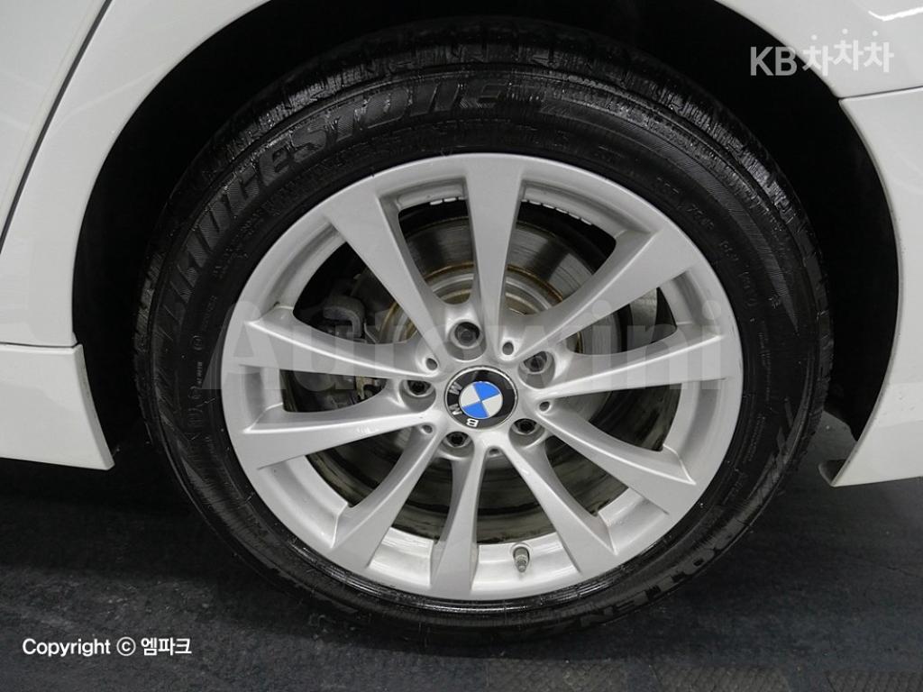 2018 BMW 3 SERIES 320D F30(12~) - 18