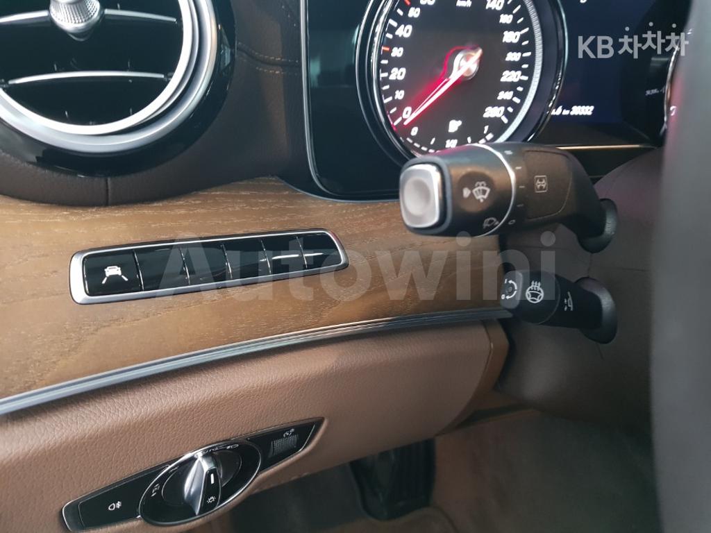 2019 MERCEDES BENZ E CLASS W213 E220D 4MATIC EXCLUSIVE - 17