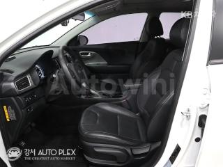 2017 KIA NIRO 1.6 LUXURY - 9