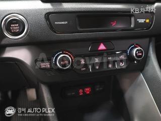 2017 KIA NIRO 1.6 LUXURY - 13
