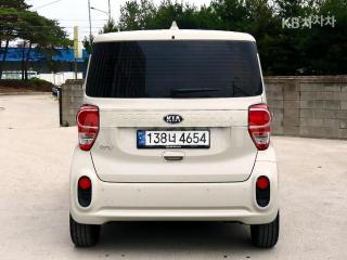 KNACK811BMT257696 2021 KIA  RAY 1.0 GASOLINE SIGNATURE-3
