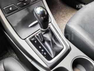 2015 HYUNDAI  AVANTE ELANTRA 1.6 GDI MORDERN BASIC - 11