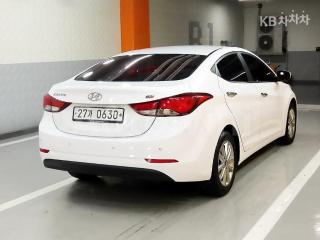 KMHDG41DBGU549249 2016 HYUNDAI  AVANTE ELANTRA 1.6 VGT SMART BASIC-2