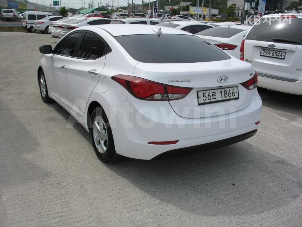 KMHDG41DBGU540085 2016 HYUNDAI  AVANTE ELANTRA 1.6 GDI SMART SPECIAL-4