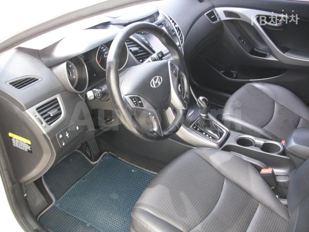 2016 HYUNDAI  AVANTE ELANTRA 1.6 GDI SMART SPECIAL - 9
