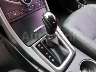 2016 HYUNDAI  AVANTE ELANTRA 1.6 GDI MORDERN BASIC - 11