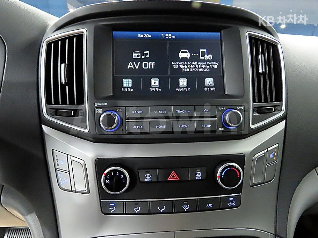 2020 HYUNDAI  GRAND STAREX VAN 3 SEATS SMART - 12