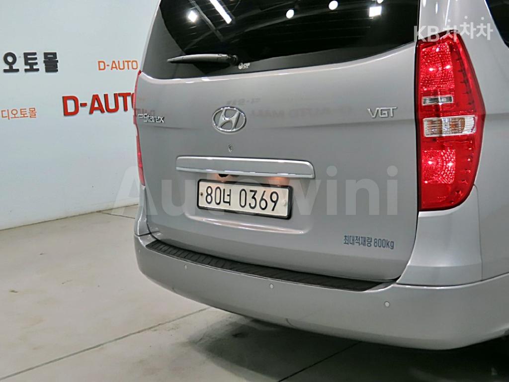 2020 HYUNDAI  GRAND STAREX VAN 3 SEATS SMART - 16