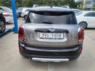 WMWYY5104J3G73865 2018 MINI COOPER COUNTRYMAN D ALL4 2.0 HIGH TRIM-1