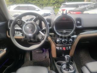 WMWYY5104J3G73865 2018 MINI COOPER COUNTRYMAN D ALL4 2.0 HIGH TRIM-5