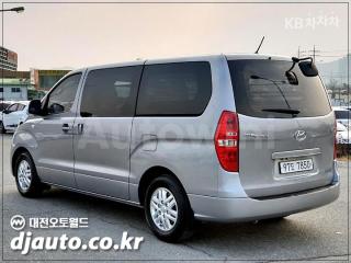 KMFWBX7KBHU862969 2017 HYUNDAI GRAND STAREX H-1 3 SEATS VAN CVX SMART-4