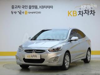 KMHCT41BEHU219763 2017 HYUNDAI ACCENT  1.4 VVT MORDERN-0