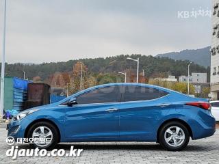 2016 HYUNDAI  AVANTE ELANTRA 1.6 GDI SMART BASIC - 8