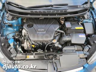 2016 HYUNDAI  AVANTE ELANTRA 1.6 GDI SMART BASIC - 10