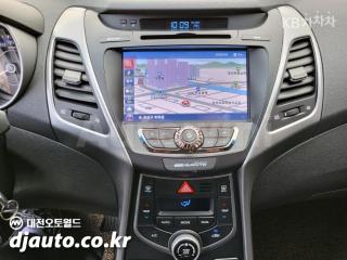 2016 HYUNDAI  AVANTE ELANTRA 1.6 GDI SMART BASIC - 17